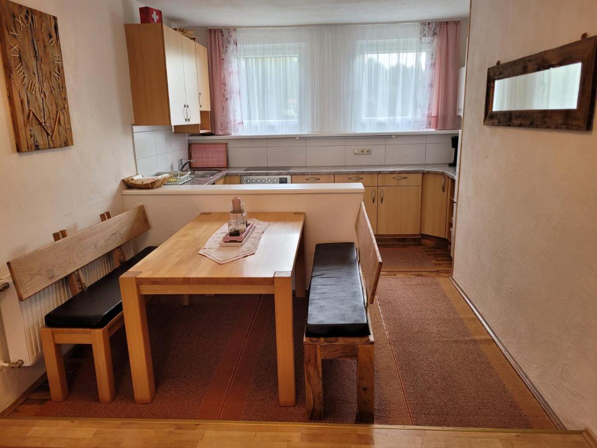 Appartamento Haus Sunshine Hermagor-Pressegger See Esterno foto