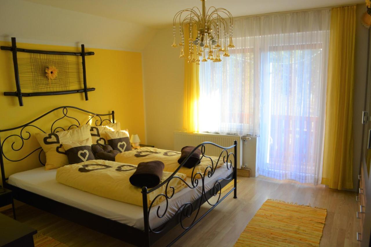 Appartamento Haus Sunshine Hermagor-Pressegger See Esterno foto